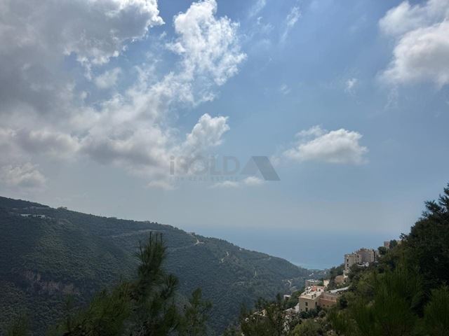 أرض بإطلالة على البحر للبيع في بلاط، جبيل - صورة 3