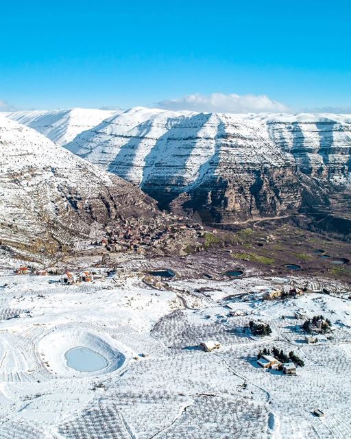 أرض بإطلالة على الجبل للبيع في لقلوق، جبيل - صورة 3