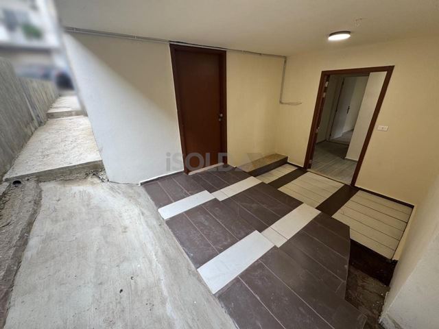 Apartment with a terrace for rent in Aamchit, Jbeil - photo 2