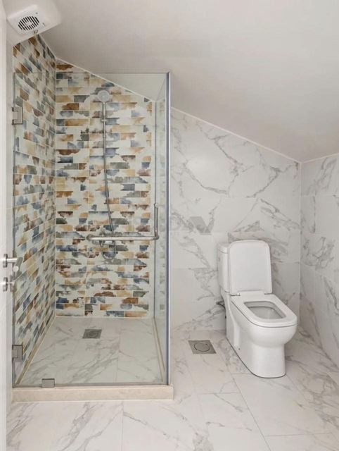Sea-view duplex for rent in Jbeil - photo 2