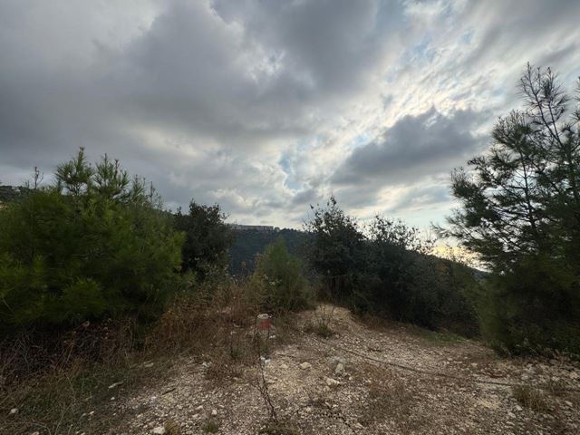 Sea-view land for sale in Blat, Jbeil - photo 3