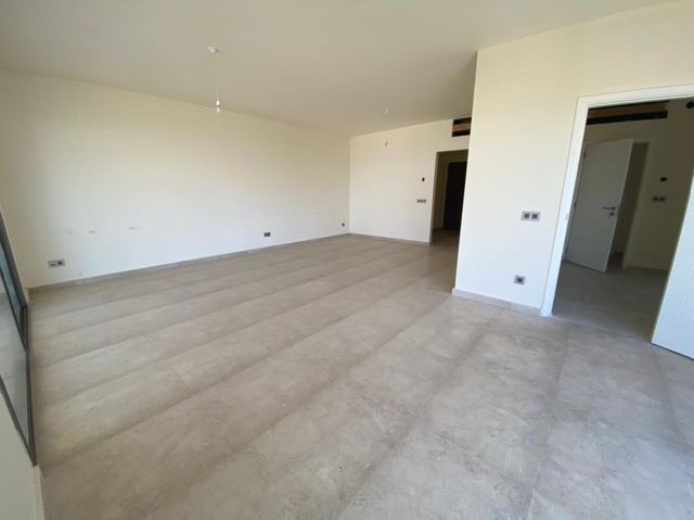 Sea-view apartment for sale in Mazraat yachouh, Metn - photo 2