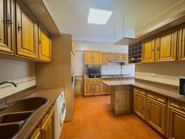 Furnished apartment for rent in Achrafieh, Beirut - photo 3