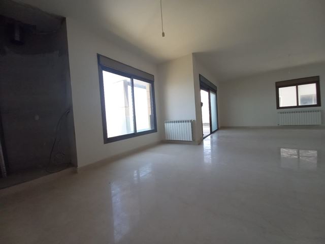 Sea-view apartment for sale in Sahel aalma, Keserwan - photo 2