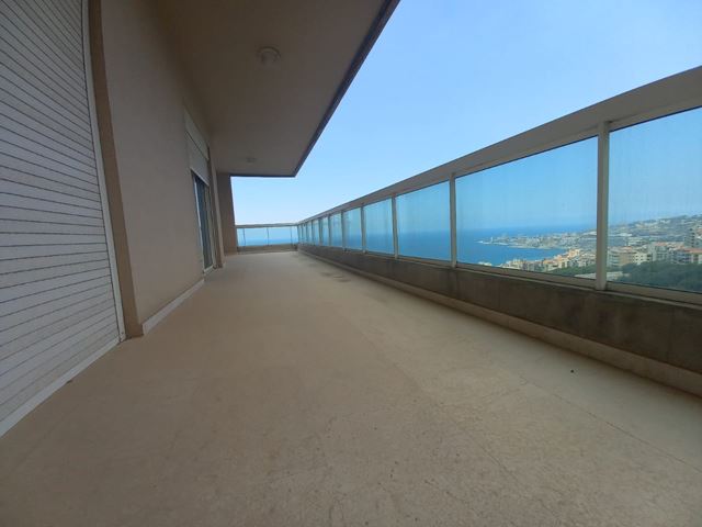 Sea-view apartment for sale in Sahel aalma, Keserwan