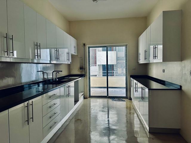 Apartment for sale in Achrafieh, Beirut - photo 2