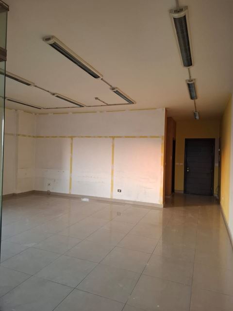 Office for rent in Zalka, Metn