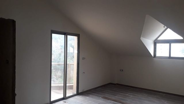 Sea-view apartment for sale in Kornet Chehwen, Metn - photo 3
