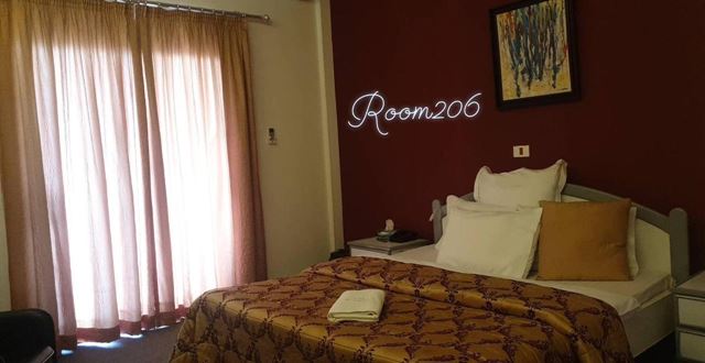 Sea-view hotel for sale in Aannaya, Jbeil - photo 3