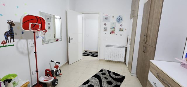 Apartment with a mountain view for sale in Baabdat, Metn - photo 2