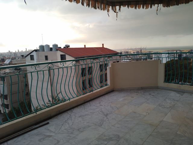 Sea-view apartment for sale in Fanar, Metn