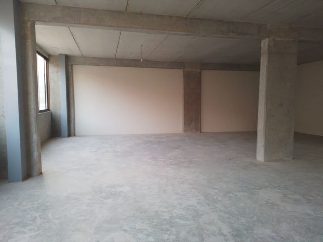 Store for sale in Mazraat yachouh, Metn - photo 3