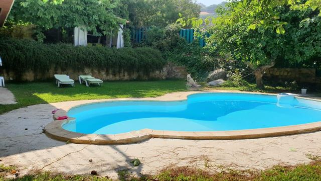 Sea-view villa for rent in Bet Mery, Metn