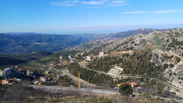 Land for sale in Aintoura, Metn - photo 2