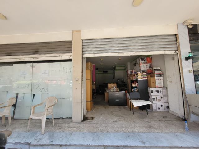 Store for rent in Bauchrieh, Metn