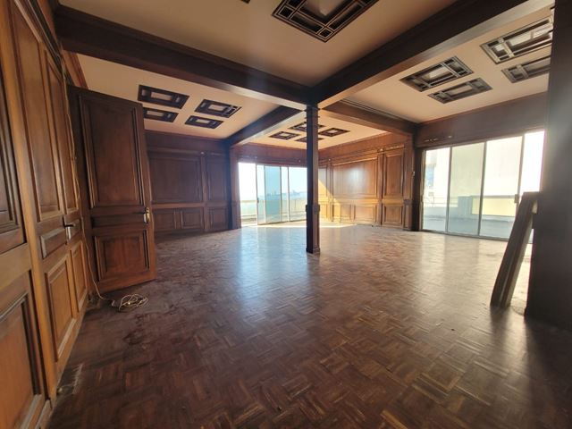 Sea-view office for rent in Jounieh, Keserwan