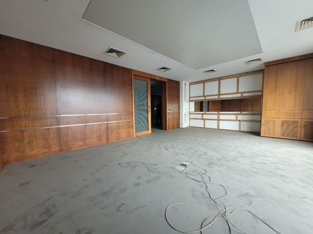 Showroom for rent in Rmeil, Beirut