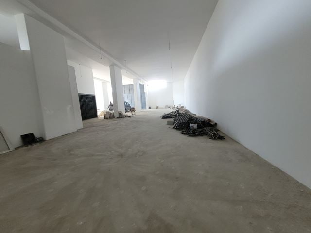 Building for rent in Roumieh, Metn - photo 2