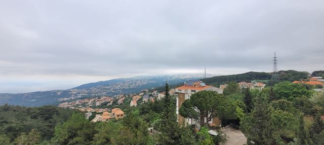 Sea-view apartment for sale in Kornet El Hamra, Metn - photo 2