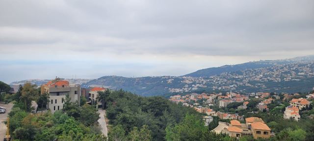 Sea-view apartment for sale in Kornet El Hamra, Metn - photo 3