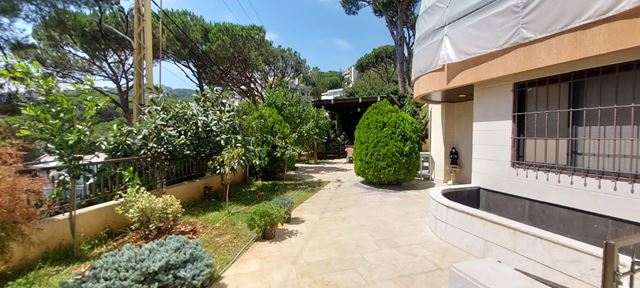 Apartment with a garden for sale in Broumana, Metn