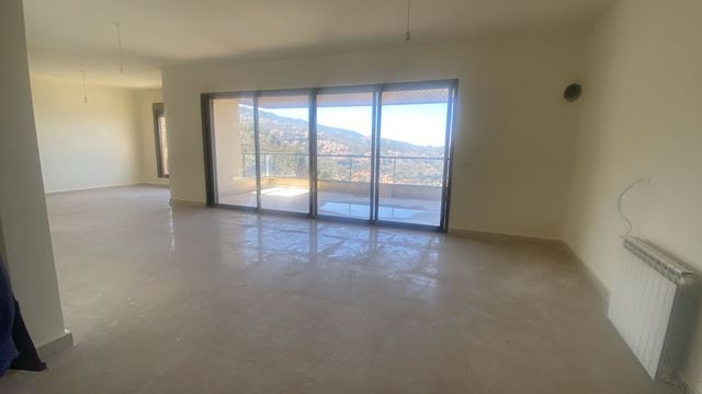 Sea-view apartment for sale in Zeghrine, Metn