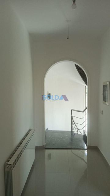 Villa with a pool for sale in Chemlane, Aley - photo 2