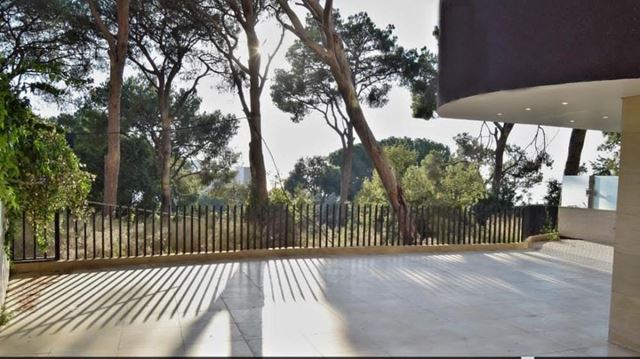 Apartment with a terrace for sale in Mansourieh, Metn
