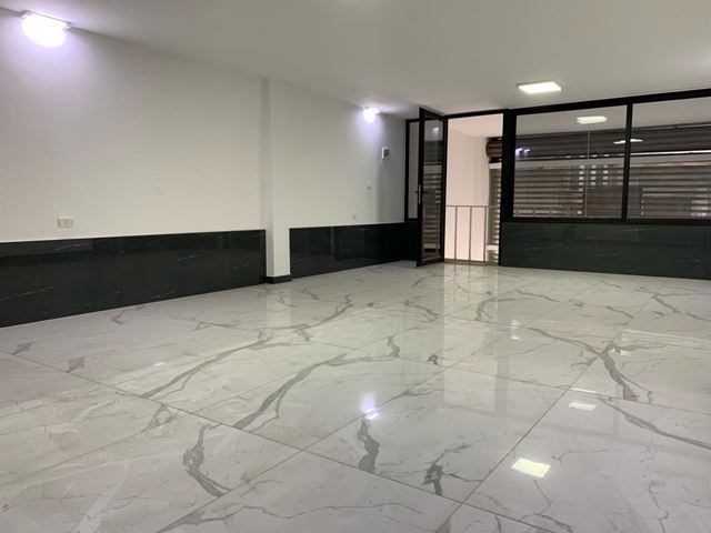 Store for rent in Zalka, Metn