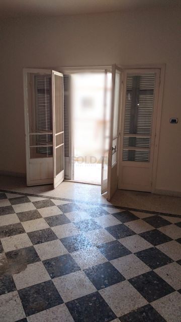 شقة للبيع في طرابلس - صورة 2