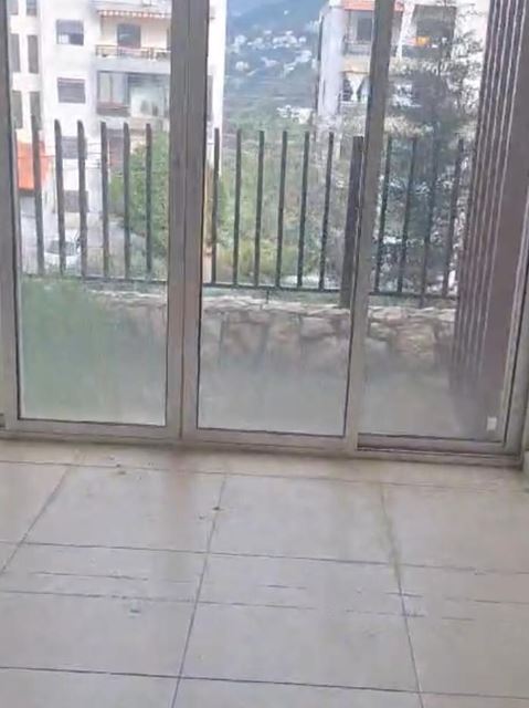 Apartment with a garden for sale in Fatqa, Keserwan