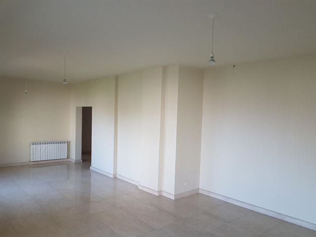 Sea-view apartment for sale in Aoukar, Metn - photo 3