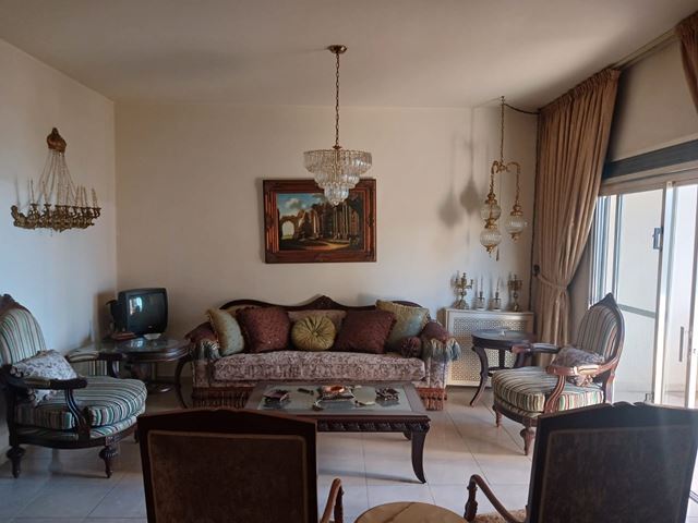 Apartment with a terrace for sale in Haret sakher, Keserwan