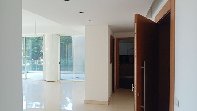 Apartment with a terrace for sale in Achrafieh, Beirut