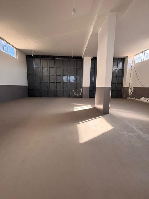 Warehouse for rent in Roumieh, Metn - photo 2