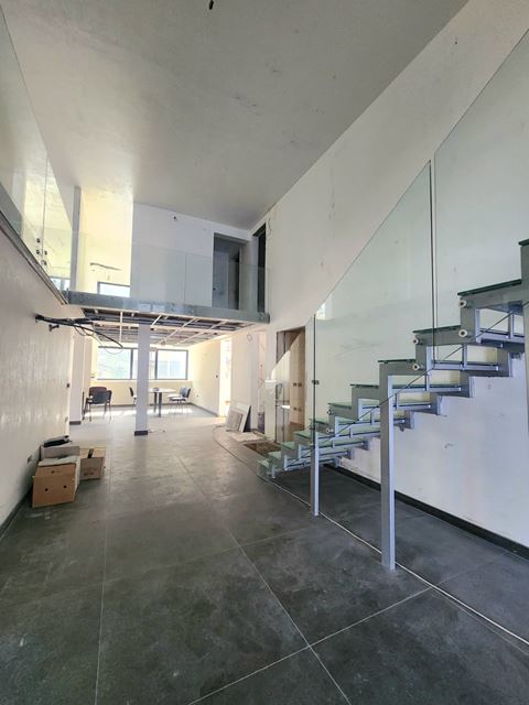 Office with a terrace for sale in Achrafieh, Beirut