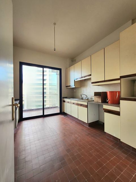 Apartment for sale in Achrafieh, Beirut - photo 3