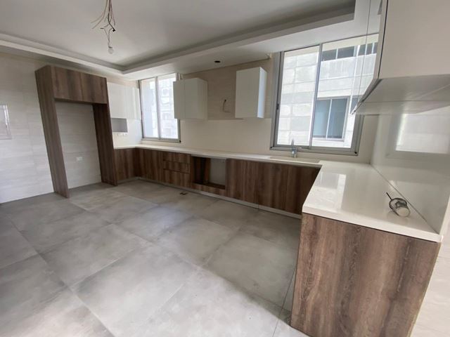 Apartment for sale in Sodeco, Beirut - photo 3