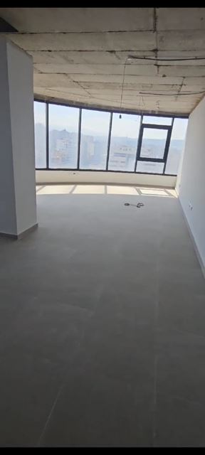 Office for sale in Al-Qalamoun, Tripoli
