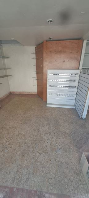 Store for rent in Hadath, Baabda - photo 2