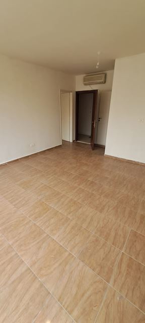 Office for rent in Forn el chebak, Baabda