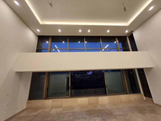 Apartment with a mountain view for sale in New Mar Takla,, Baabda - photo 3