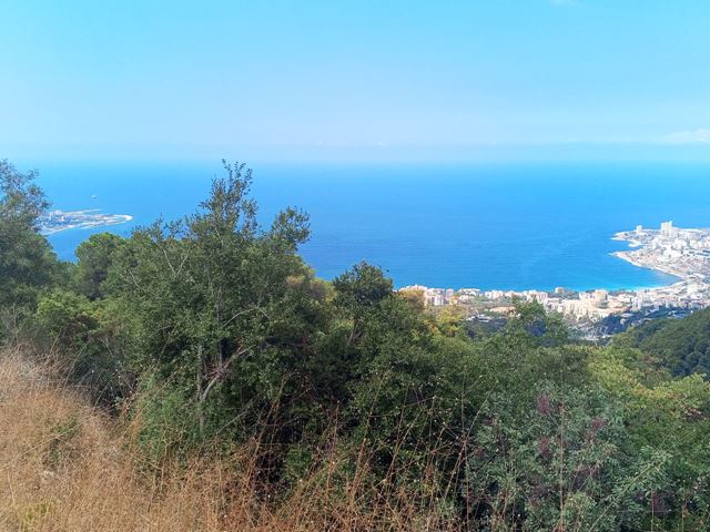 Sea-view land for sale in Chnaniir, Keserwan