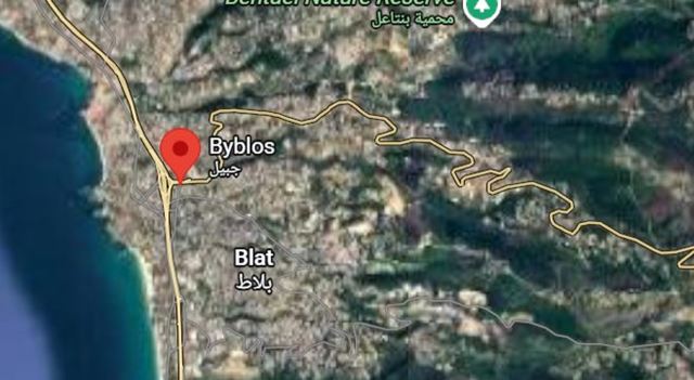 Sea-view land for sale in Jbeil