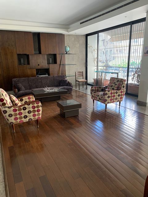 Apartment for sale in Hamra, Beirut - photo 2