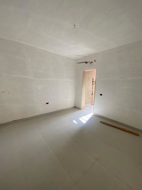 Apartment with a terrace for sale in Batroun - photo 3