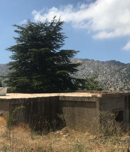 House for sale in Batroun