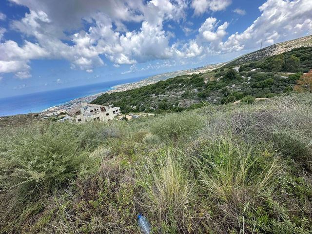 Land for sale in Batroun