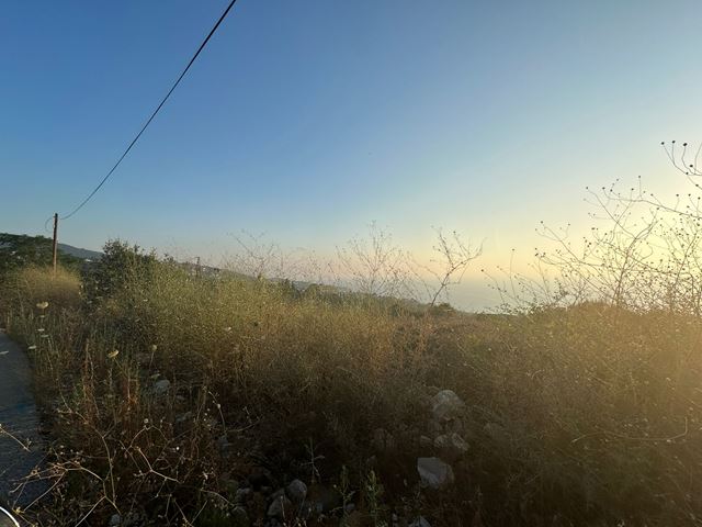 Sea-view land for sale in Batroun - photo 2