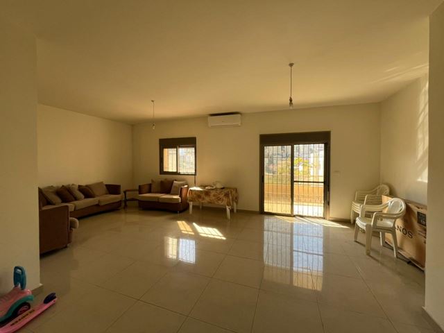 Apartment with a terrace for sale in Aoukar, Metn